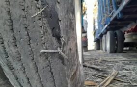 Reportan 20 vehículos afectados por “ponchallantas” en carretera a Tala