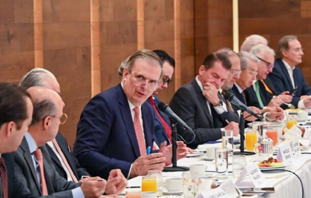 Ebrard se reúne con CCE para revisar estrategia para revisión del T-MEC