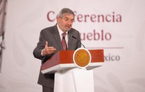De la Fuente afirma que regresará a la 4T