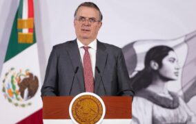 México busca producir más y depender menos de importaciones: Ebrard
