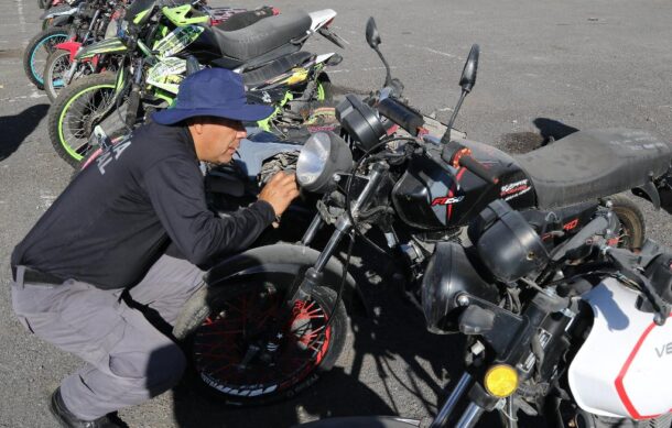 Retiran 11 motocicletas en operativo vial en La Minerva