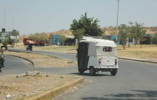 Setran instala mesas con mototaxistas tras denuncias de cobros en Tlaquepaque