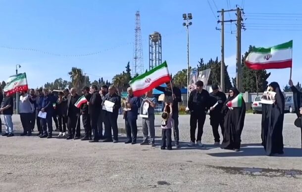 Cadenas humanas en Irán responden a amenazas de Trump