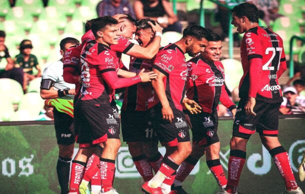 Atlas vence al Santos y se mantiene en zona de liguilla