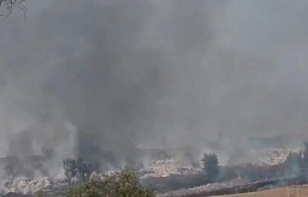Avanza 50 por ciento control de incendio en tiradero cercano a Technology Park