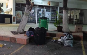 Detienen a sujeto en paquetería de Zapopan con maletas con marihuana