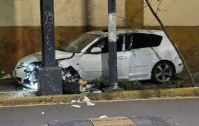 Choque en Av. Hidalgo deja saldo de una mujer lesionada