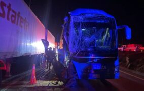 Se registra aparatoso choque en la carretera San Juan de los Lagos – Lagos de Moreno