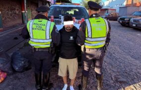 Detienen en Tonalá a presunto asaltante con dinero falso