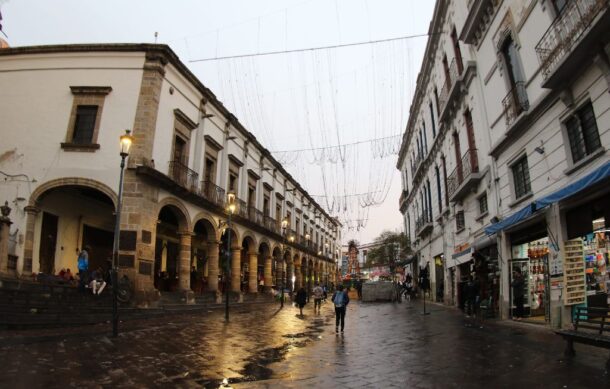 Inician trabajos de rehabilitación en Plaza de los Mariachis