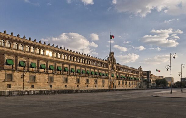 Sheinbaum se reúne con empresarios y productores en Palacio Nacional