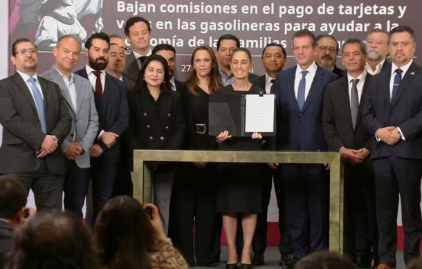 ABM y Hacienda acuerdan bajar comisiones para pago de combustibles con vales y tarjetas