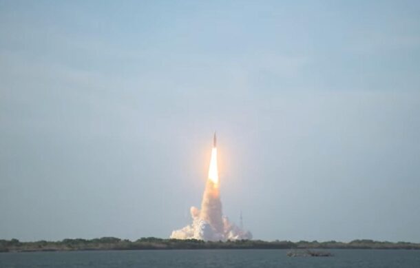 Artemis II despega rumbo a la Luna en primera misión tripulada en 50 años