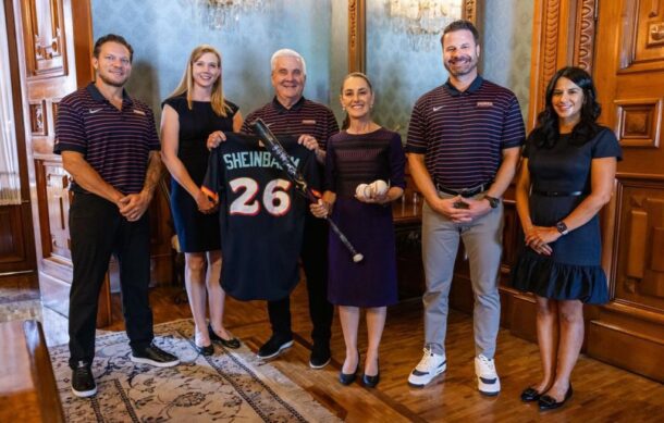 Claudia Sheinbaum recibe a jugadores y directivos de Padres y Dbacks