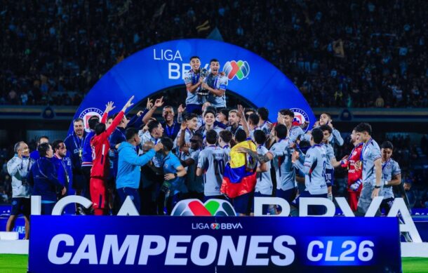 Cruz Azul consigue su décimo campeonato al vencer a Pumas en CU