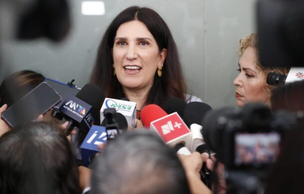 Discute Permanente convocar a periodo extraordinario de sesiones