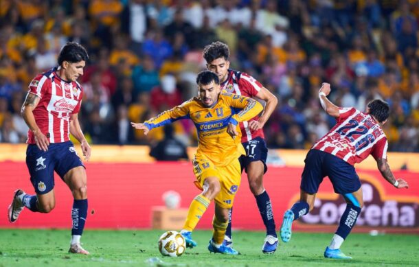 Chivas fue herido de muerte al caer 3-1 ante Tigres