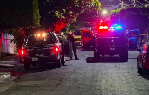 Balean a joven en la colonia Arandas de Guadalajara