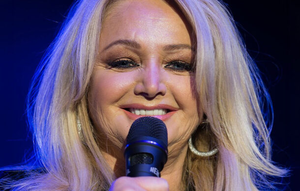 Reportan delicado estado de salud de Bonnie Tyler en Portugal