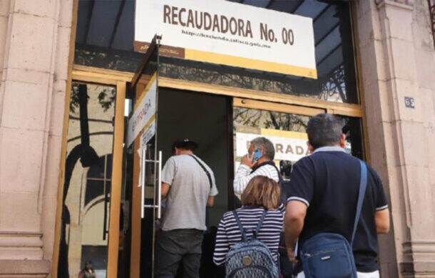 Abrirán recaudadoras este sábado para últimos trámites del canje de placas