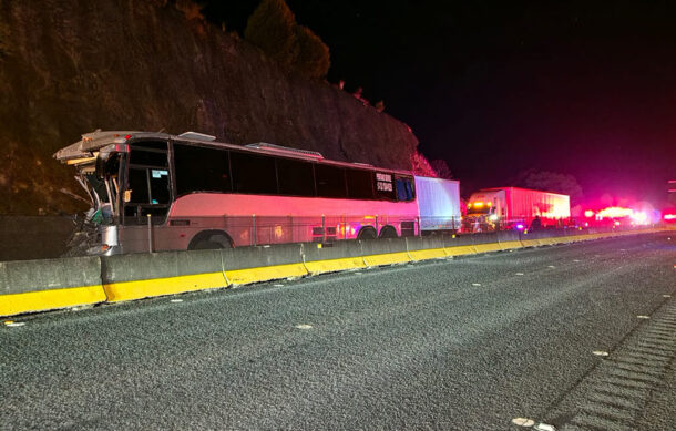 Choque múltiple en autopista Guadalajara-Tepic deja dos muertos y 44 lesionados