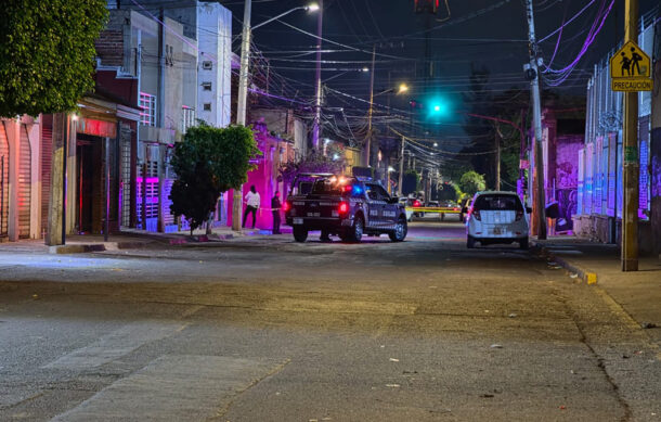 Joven muere apuñalado tras riña en la colonia Tetlán