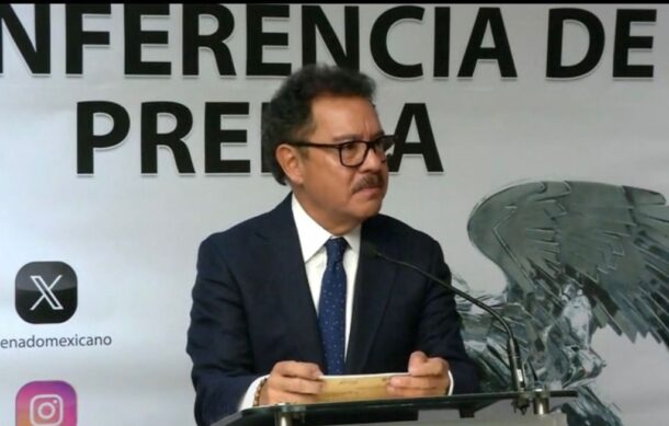 Aplaude Mier decisión de Inzunza de pedir licencia como senador
