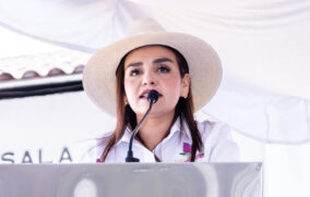 Alcaldesa de Uruapan cuestiona protección a Rocha Moya