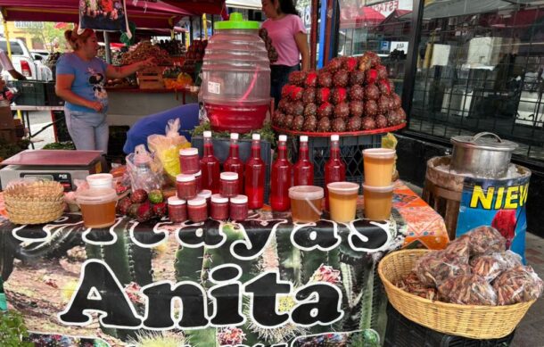 Ya llegaron las pitayas a las Nueve Esquinas en Guadalajara