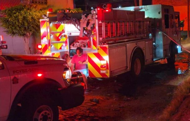 Incendio en finca de Zapopan deja una mujer muerta
