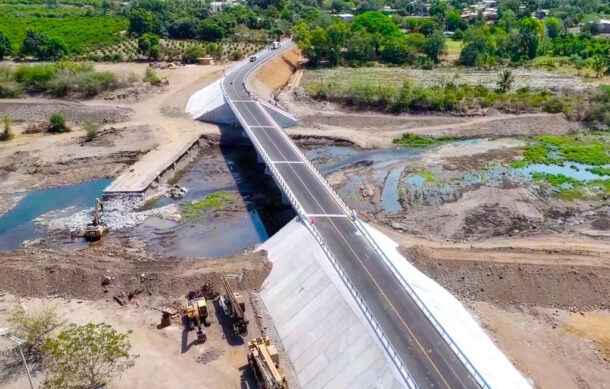 Concluye reconstrucción del puente Las Trancas en Colima