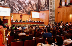 Alcaldes respaldan primer año de Karla Planter en la UdeG