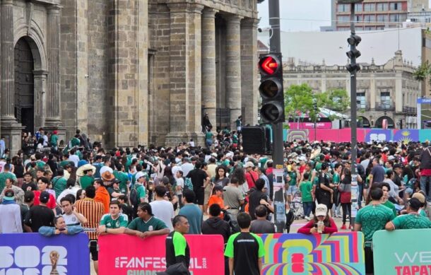 Aficionados se quedan fuera del Fan Fest tras alcanzar su capacidad máxima
