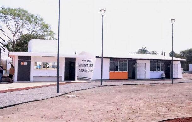 Tlajomulco dona terrenos para fortalecer infraestructura educativa