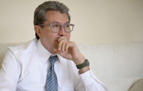 Monreal acusa “elección de Estado” en Coahuila