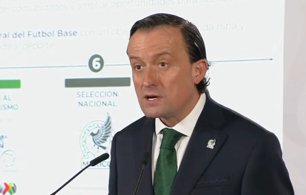 Sheinbaum y dueños de equipos de la Liga MX anuncian plan para creación de semilleros de talento
