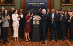 Sheinbaum recibe a la FIFA previo al Mundial 2026