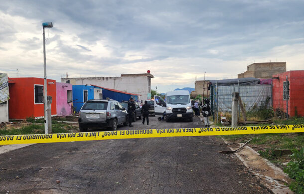 Halla colectivo dos cuerpos más en fosa clandestina de Ixtlahuacán de los Membrillos