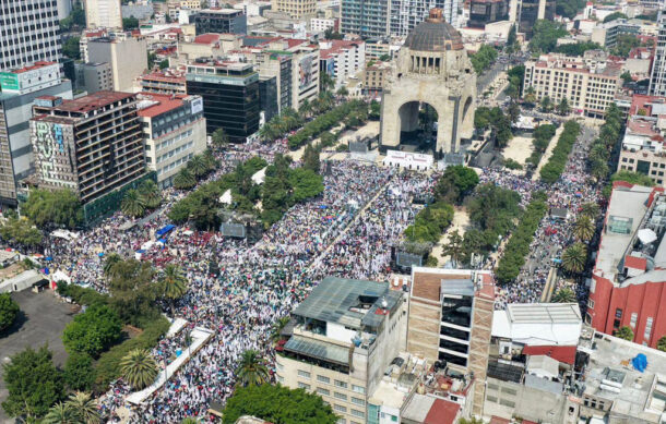 Reportan asistencia de 130 mil personas al informe de Sheinbaum