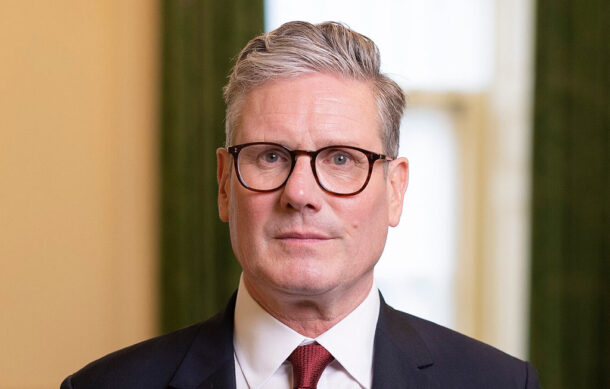 Starmer renuncia como primer ministro del Reino Unido