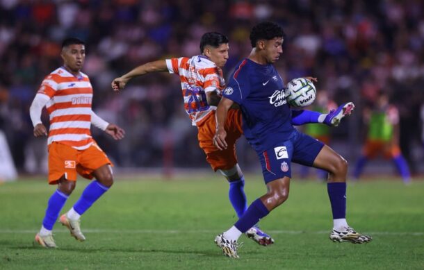 Chivas abre pretemporada con empate en Tamaulipas