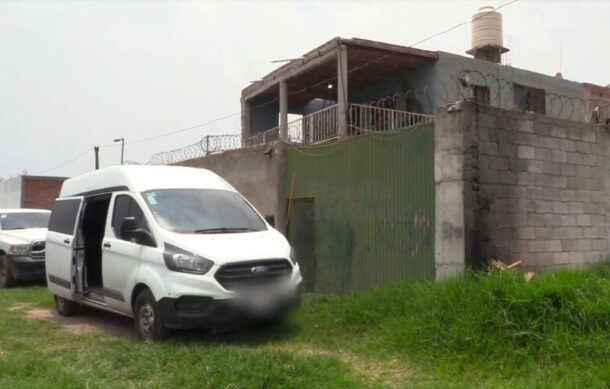 Detienen a un hombre y aseguran vehículo robado durante cateo en Tlajomulco