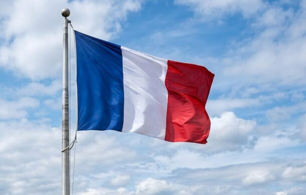 Francia aprueba ley que regula la eutanasia